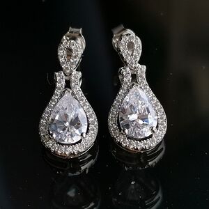 Nwt Sterling Silver CZ teardrop earrings